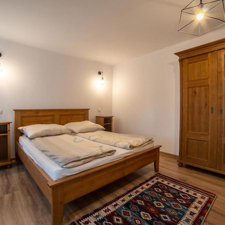 Gloria Apartments Sighisoara Ngoại thất bức ảnh