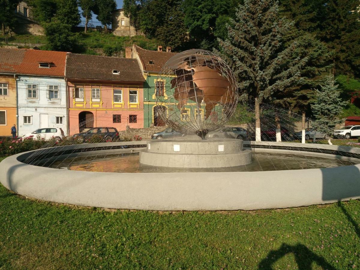 Gloria Apartments Sighisoara Ngoại thất bức ảnh